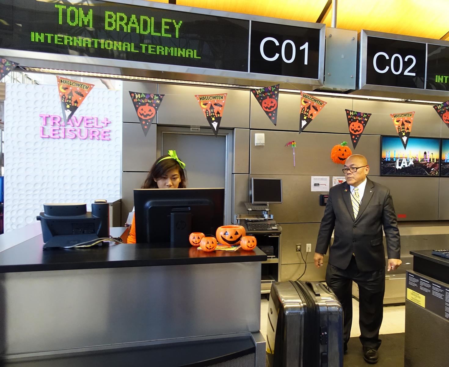 Star Alliance lounge reception desk at LAX decorated for Halloween.